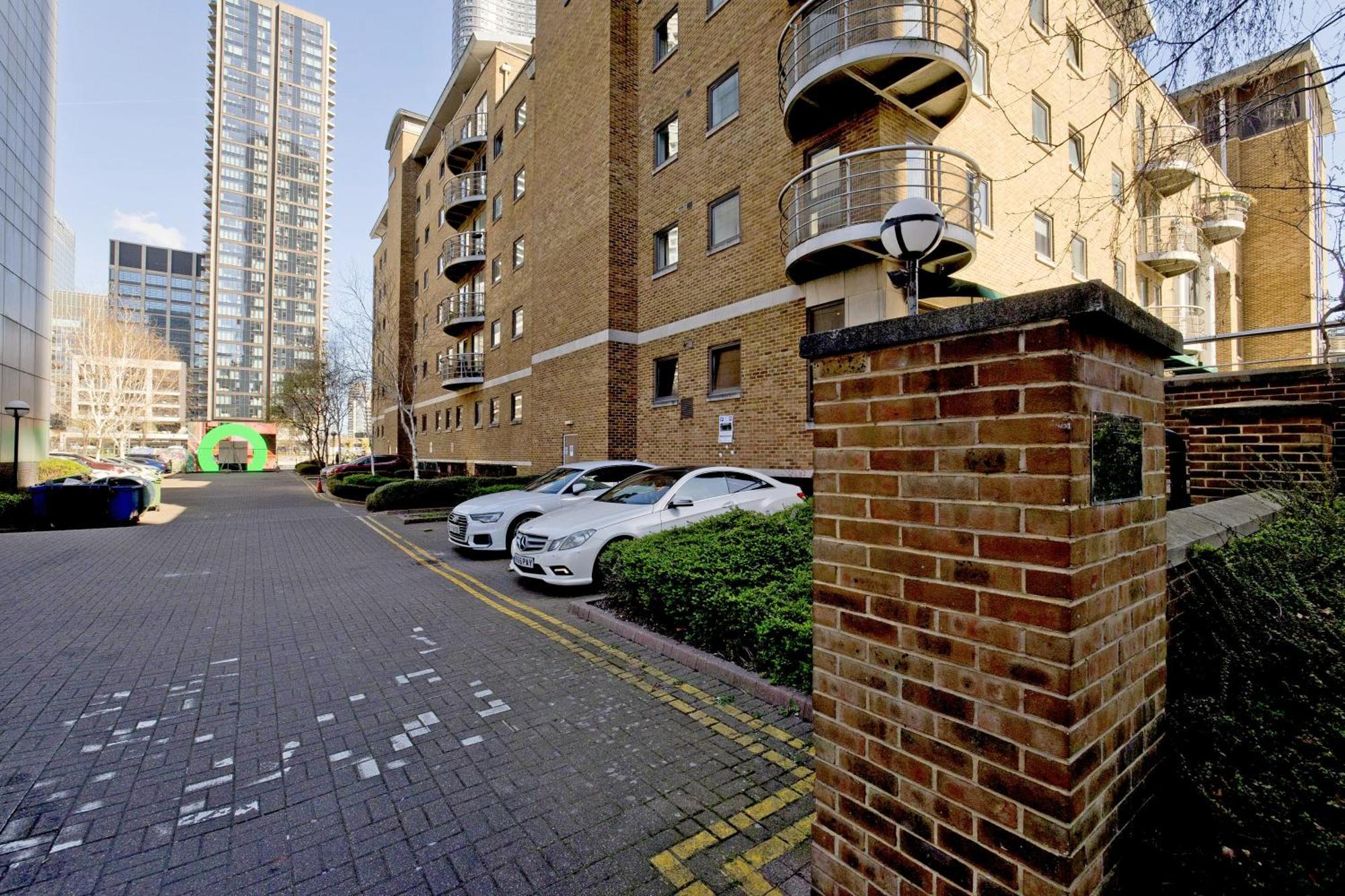 Imperial Meridian Place Apartment London Exterior photo
